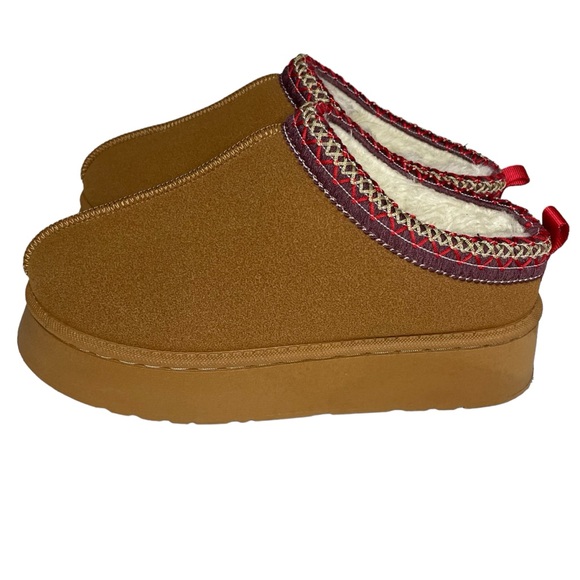 Platform Slipper Shoes - Picture 3 of 9